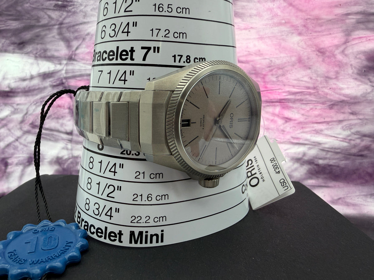 UNWORN w/ Tags - Oris ProPilot X Calibre 400 39MM Titanium Automatic ~ Complete Set - FULL 10 YR WARRANTY