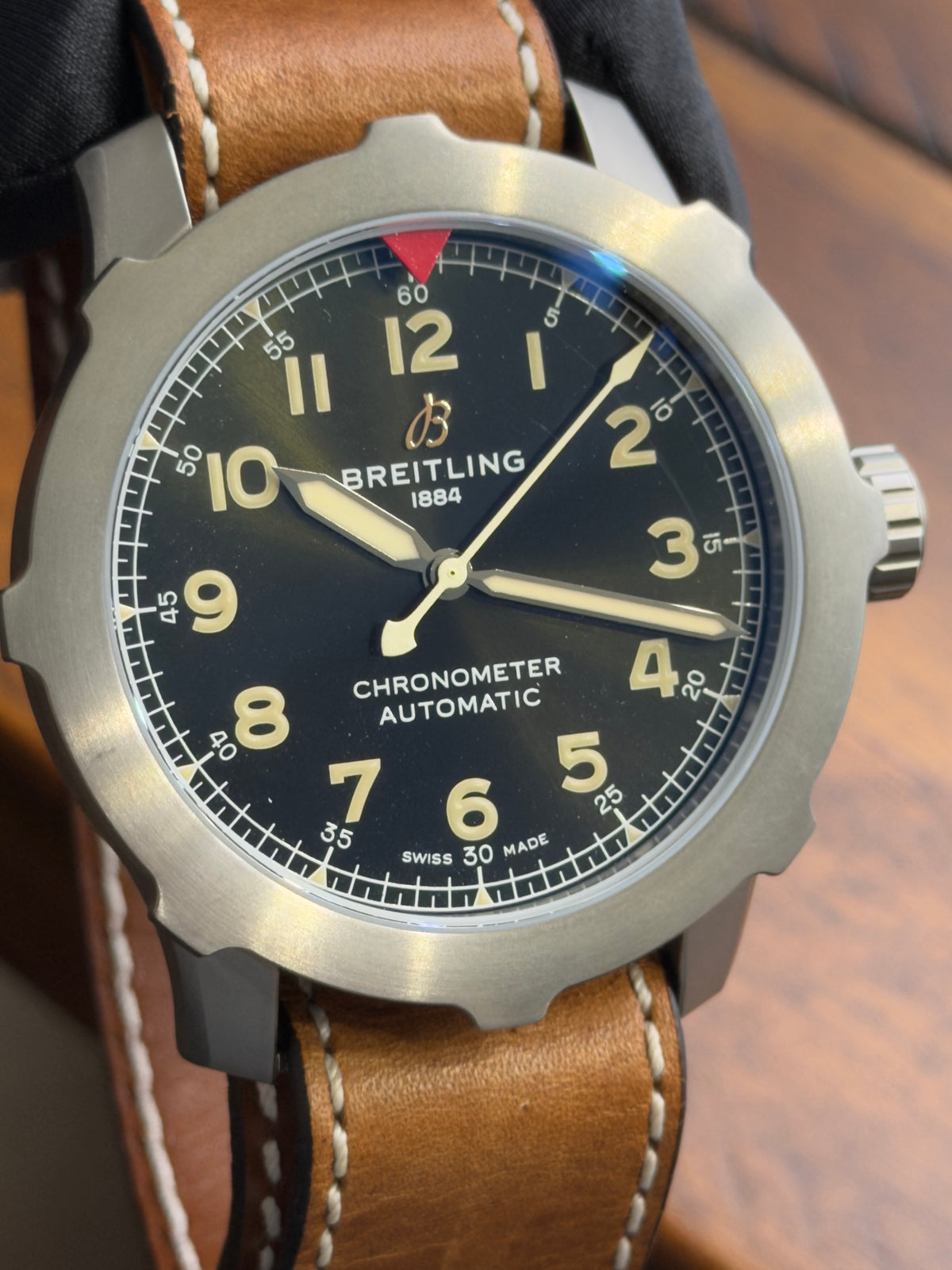 2022 Breitling Aviator Super 8 B20 Automatic 46mm Titanium "Green Dial" Complete Set w/ MFG Warranty