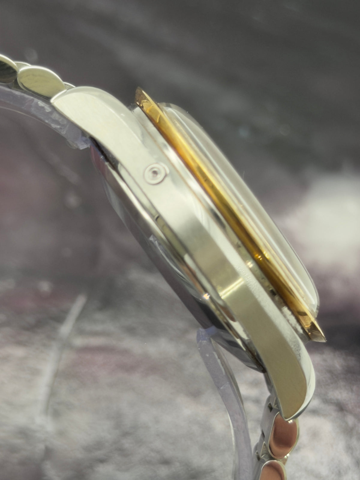 Omega Speedmaster Moonphase Triple Calendar 39mm White Dial Two-Tone bracelet 3330.20.00 - Watch Only