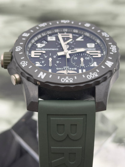 UNWORN 2026 Breitling Professional Endurance Pro 44mm Black Dial Army Green Rubber strap X82310 ~ Complete Set ~ WARRANTY