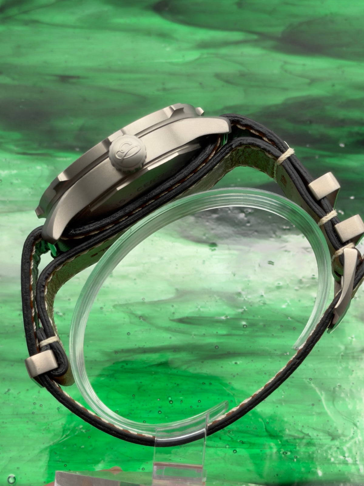 2022 Breitling Aviator Super 8 B20 Automatic 46mm Titanium "Green Dial" Complete Set w/ MFG Warranty
