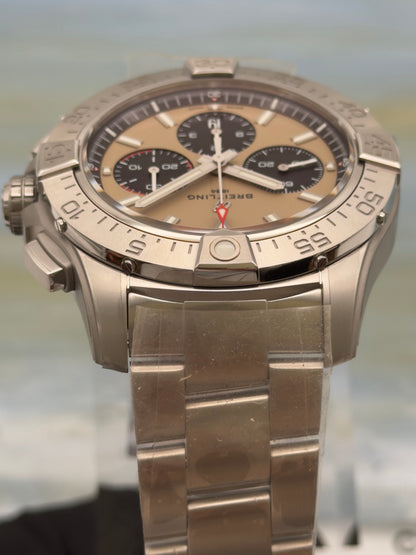 UNWORN - 2026 Breitling Avenger B01 Chronograph 44mm Khaki Dial w/ SS Bracelet AB0147 ~ Complete Set - WARRANTY