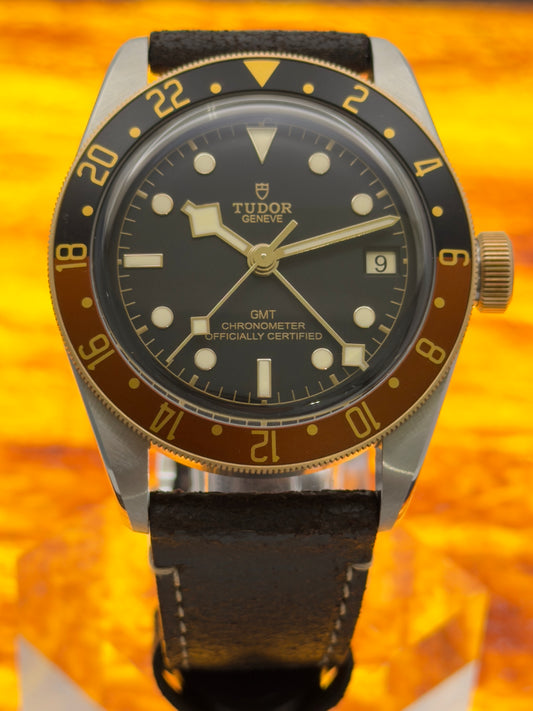 2023 Tudor Black Bay GMT S&G 2-Tone 41mm "Root Beer" w/ Leather band & Deploy Clasp M79833MN -Complete Set